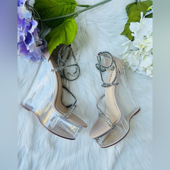 NEW | Simmi London Estefania Platform Heels - Picture 5 of 11